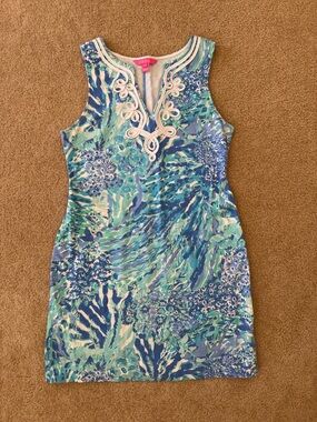 Lilly Pulitzer shift dress size medium